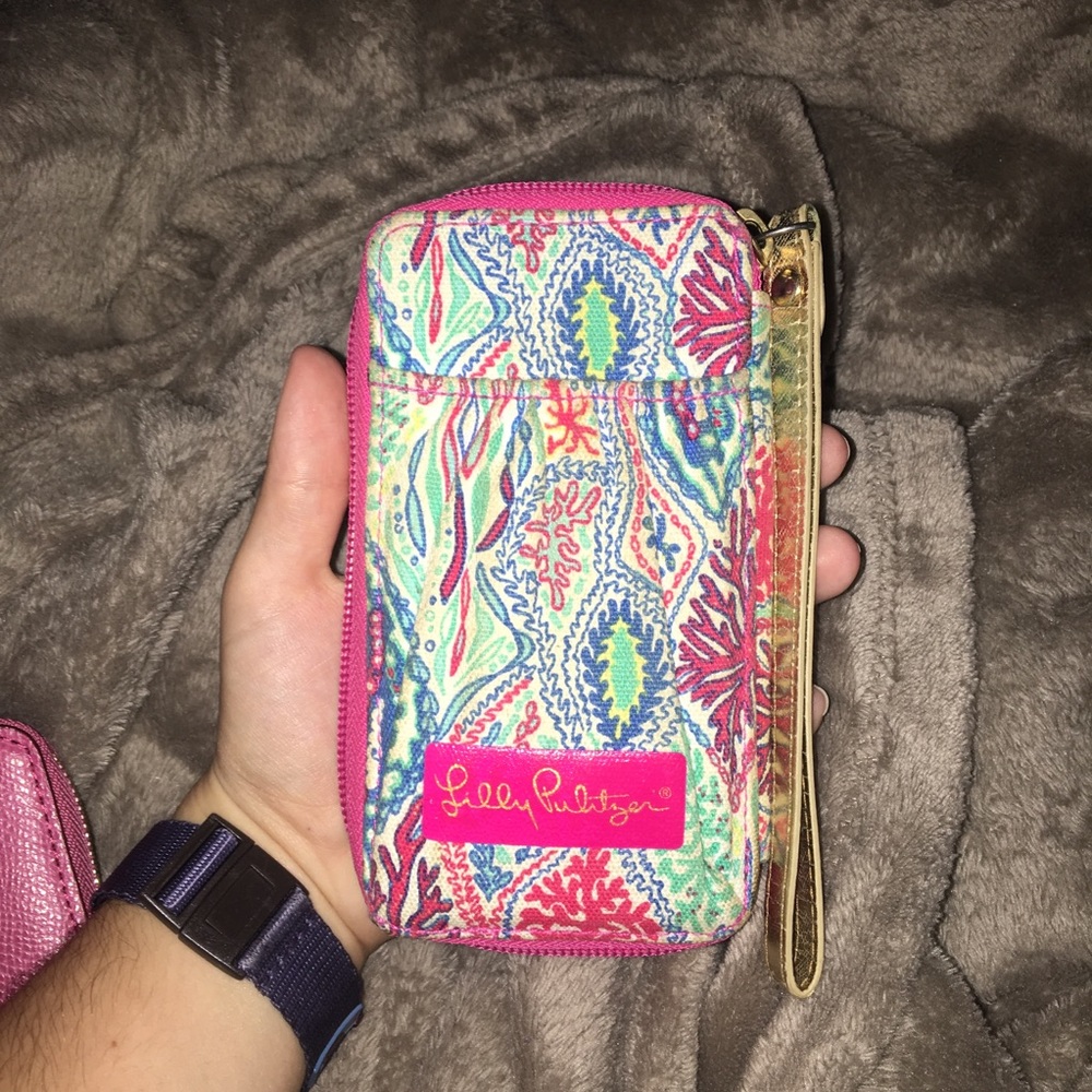 Lilly Pulitzer wristlet